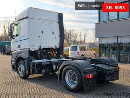 MERCEDES-BENZ Actros 1843