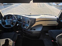 MERCEDES-BENZ Actros 1843
