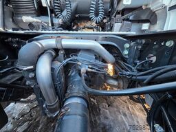 MAN TGX 18.460 4X2 LLS-U / Retarder / 2 Tanks