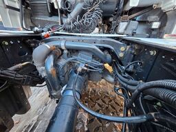 MAN TGX 18.500 4X2 BLS / Retarder / 2 Tanks