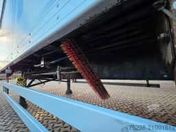 REISCH R24 / Liftachse / Alu-Felgen