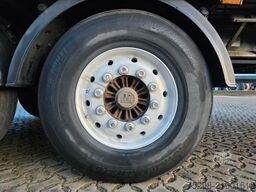 REISCH R24 / Liftachse / Alu-Felgen