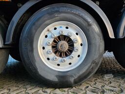 REISCH R24 / Liftachse / Alu-Felgen