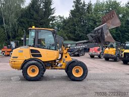 VOLVO L25F , L 25 Radlader, PG, 4- in 1 ,L 30