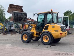 VOLVO L25F , L 25 Radlader, PG, 4- in 1 ,L 30