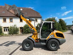 LIEBHERR L506 COMPACT G8 Radlader 4IN1-Schaufel u. Gabel