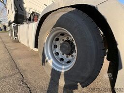 MAN TGX 18510*Intarder*Kühlbox*Navi*Klima*TÜV*2Tanks