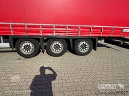 Schmitz Cargobull Curtainsider Mega