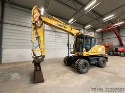 Komatsu PW 220-7