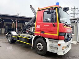 MERCEDES-BENZ Actros 1831K/Abrollkipper-Atlas/exFeuerwehr/24TK