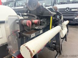 MERCEDES-BENZ Actros 1831K/Abrollkipper-Atlas/exFeuerwehr/24TK
