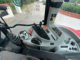 Massey Ferguson 5410 Dyna-4 mit Frontlader