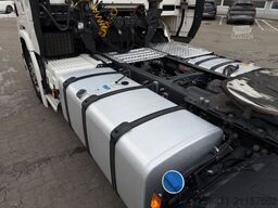 SCANIA R520 V8 2x Tank Retarder ACC Leder