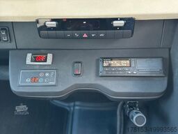 Mercedes Sprinter Minibus XXL Luxury 16+1+1 on Stock