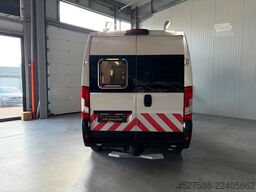 PEUGEOT Boxer 333 L2H2 *WERKSTATTWAGEN*KLIMA*R.CAM*AHK
