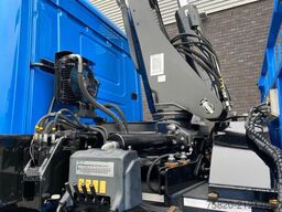 Scania R560 V8 8X2 TREKKER/BAKWAGEN + HIAB 477E-8 HIPR...