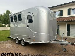 Steinsberger 3 Pferdeanhänger mit Bett