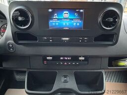 MERCEDES-BENZ Sprinter 316 CDI Tourer RWD L2H2 9-Sitze LED