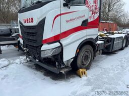 IVECO IVECO S-Way AS 260 damaged Intarder