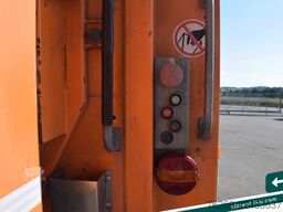 SCANIA G320 FAUN Rotopress Aufbau Lenk- + Lifta. Retard