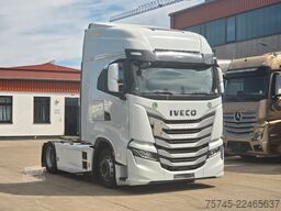 IVECO S-WAY 530 * RETARDER * 2 X TANK * ACC * WENIG KM