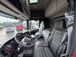 SCANIA R590 6x4 Kurzholz Kran und Schemel nach Wahl
