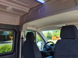 PEUGEOT Boxer  Hochraum 9 Sitzer L3H2 verglast BlueHDi