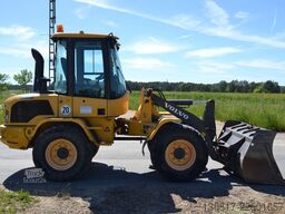 VOLVO L 30 G Radlader / Schaufel + Gabel / hydr. SW