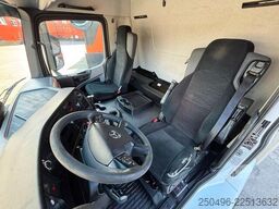 Mercedes-Benz Antos 2532 6x2*4 MITSUBISHI TU85SA / BOX L=8539 mm