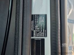 MERCEDES-BENZ Antos 1830 | Triple Verdampfer | Ladebordwand