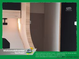 CHALLENGER Teilintegriert Graphite Edition 318