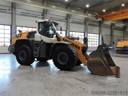LIEBHERR L566 Xpower