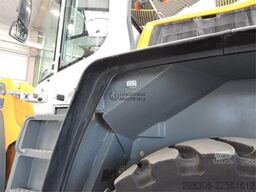 LIEBHERR L566 Xpower
