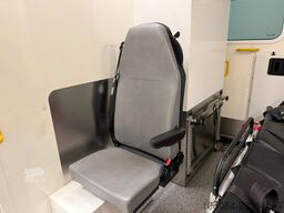 MERCEDES-BENZ Sprinter 519 Rettungswagen Ferno-Trage 1.Hand