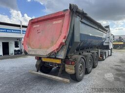 KEMPF 3 Achs Halfpipe Alu 28 m³ SAF Lift