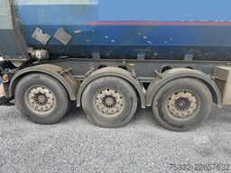 KEMPF 3 Achs Halfpipe Alu 28 m³ SAF Lift