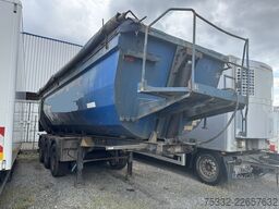 KEMPF 3 Achs Halfpipe Alu 28 m³ SAF Lift