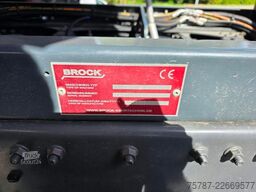 DAF XB 210 Kehrmaschine wie neu Brock VS4 Kehraufbau