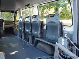 MERCEDES-BENZ Sprinter 313 CDi L2H2 Triflex Air Rollstuhl 95KW