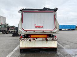 Langendorf 4 axle Tipper / 4 achse Alukastenmulde Kipper