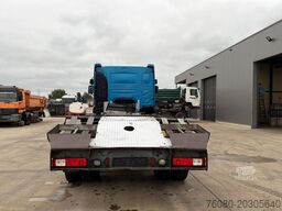 Renault Kerax 520 (PARFAIT ETAT / TRES PROPRE / LAMES /...