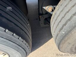 KÖGEL SN24 * * 2 X LIFTACHSE * SAF * GUT BETREIFT