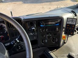 SCANIA P410 8x4 Liebherr 9m3
