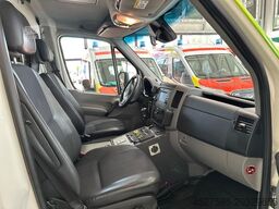 MERCEDES-BENZ Sprinter II 519 RTW*RETTUNGSFAHRZEUG*INTENSIVTRS