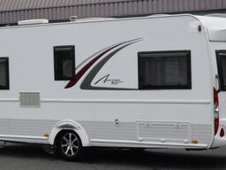 BÜRSTNER Averso TOP 465 TS mit Mover und Vorzelt