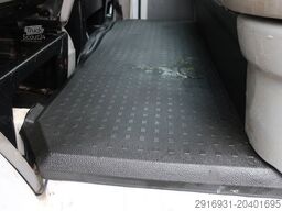 VOLKSWAGEN T5 Pritsche DoKa 1. Hand / Klima / FN:96