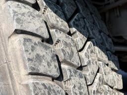 LIEBHERR Kran Liebherr MK88-4.1