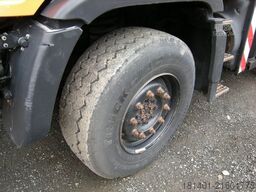 UNIMOG Unimo U400 (405/12) mit Front und Heckmähgerät