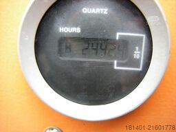 UNIMOG Unimo U400 (405/12) mit Front und Heckmähgerät