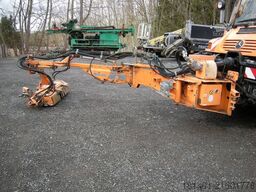 UNIMOG Unimo U400 (405/12) mit Front und Heckmähgerät